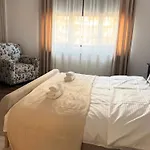 Studio By The Park